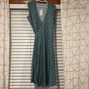 Elegant Green Floral Dress